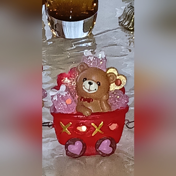 RARE Teddy Bear Vintage Valentines Express Train with Battery operated lights!